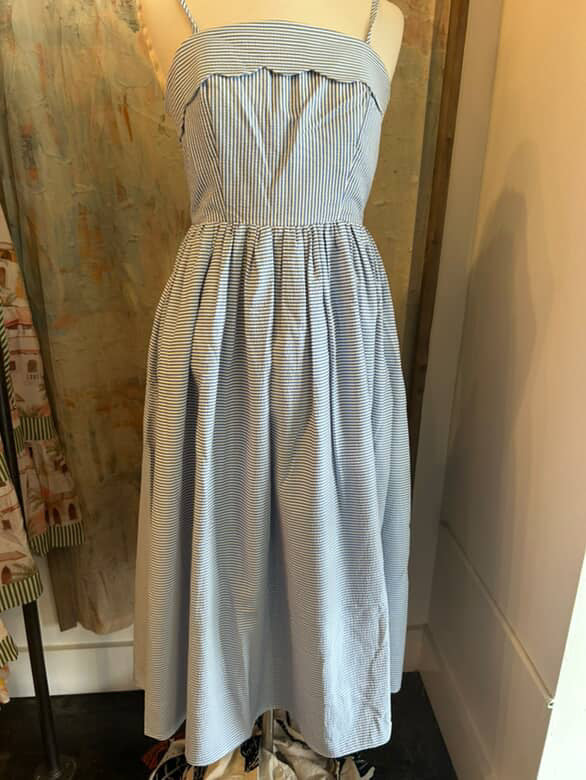Scallop Neckline Midi Dress