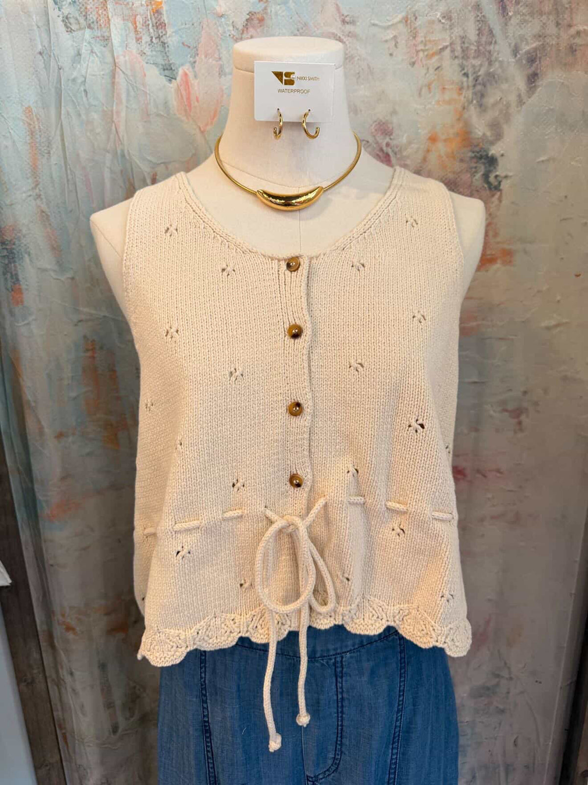 Tie Front Scallop Hem Knit Top