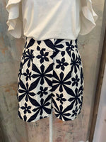 Embroidery Shorts with Pockets