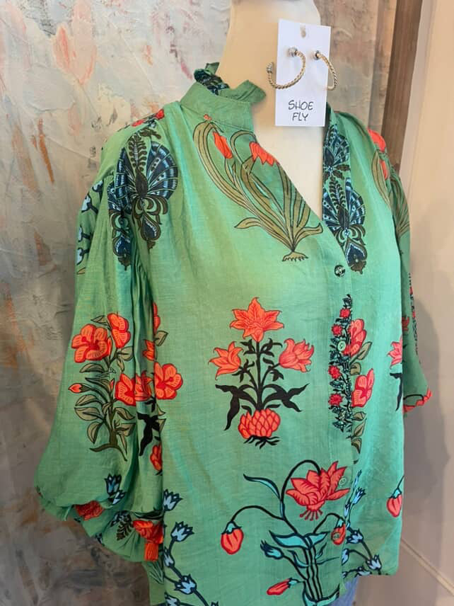 3/4 Printed Button Down Top