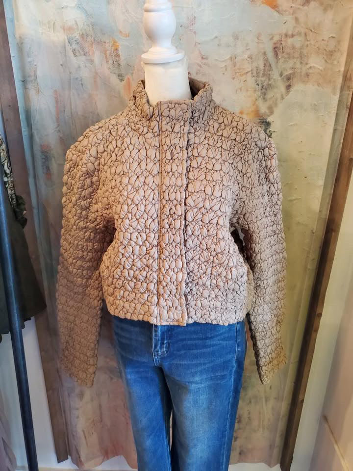 Long Sleeve Quilted Puffed Jacket