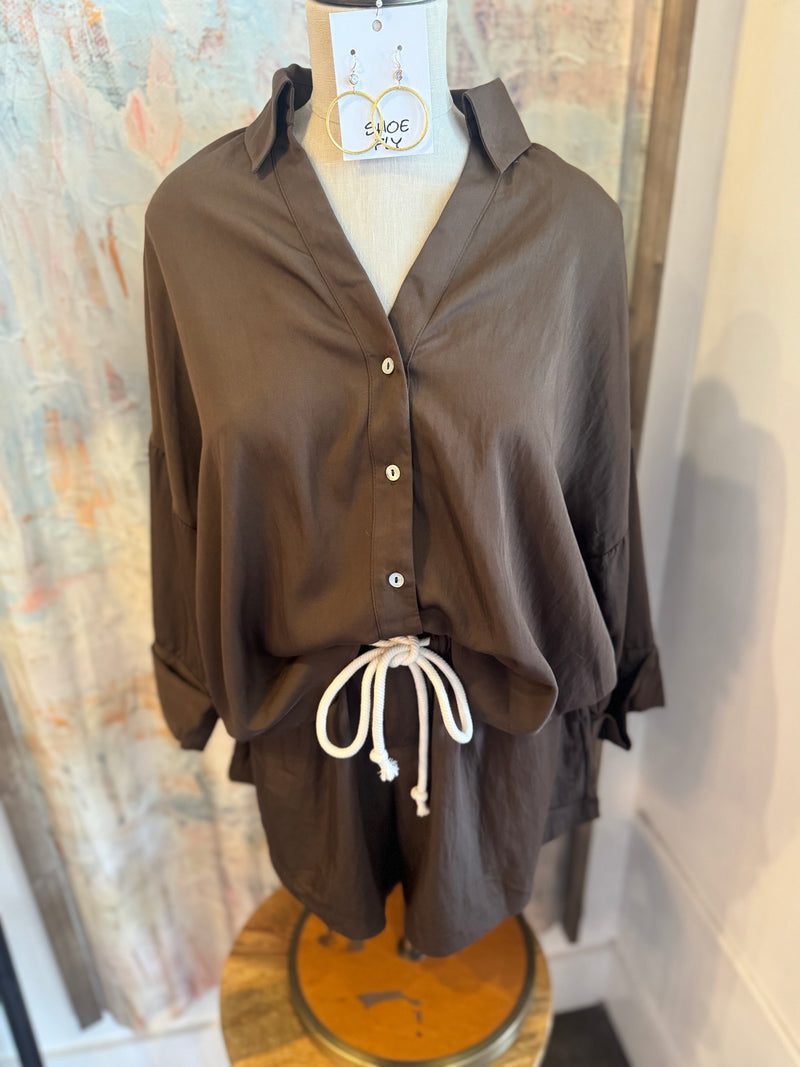 V Neck Wide Fit Shirt