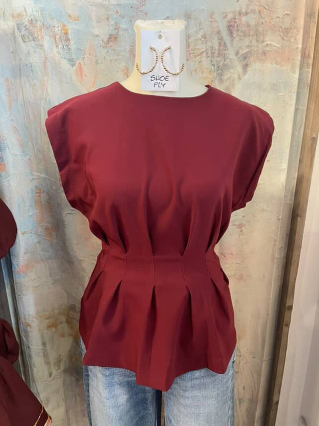 Round Neck Waist Pleat Top