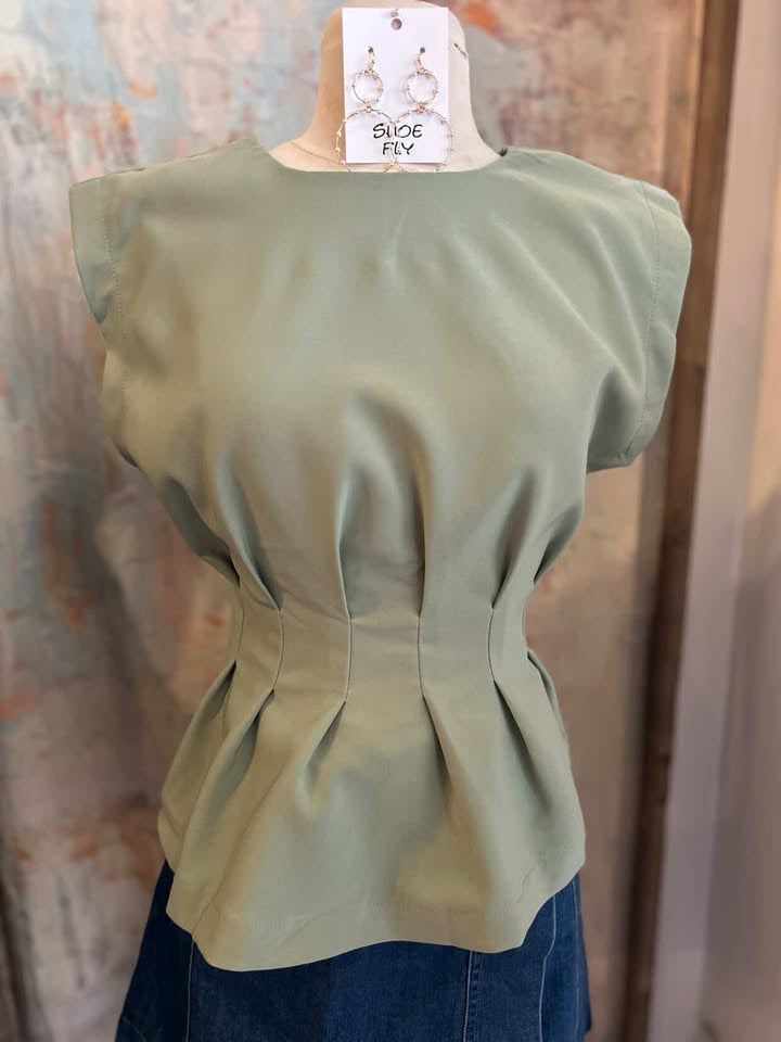 Round Neck Pleat Detail Top_