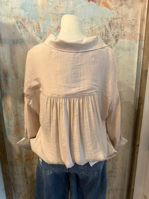 Oversize 3/4 Blouse with Button Detail
