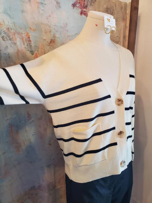 Cream/Black Two Pocket Cardigan