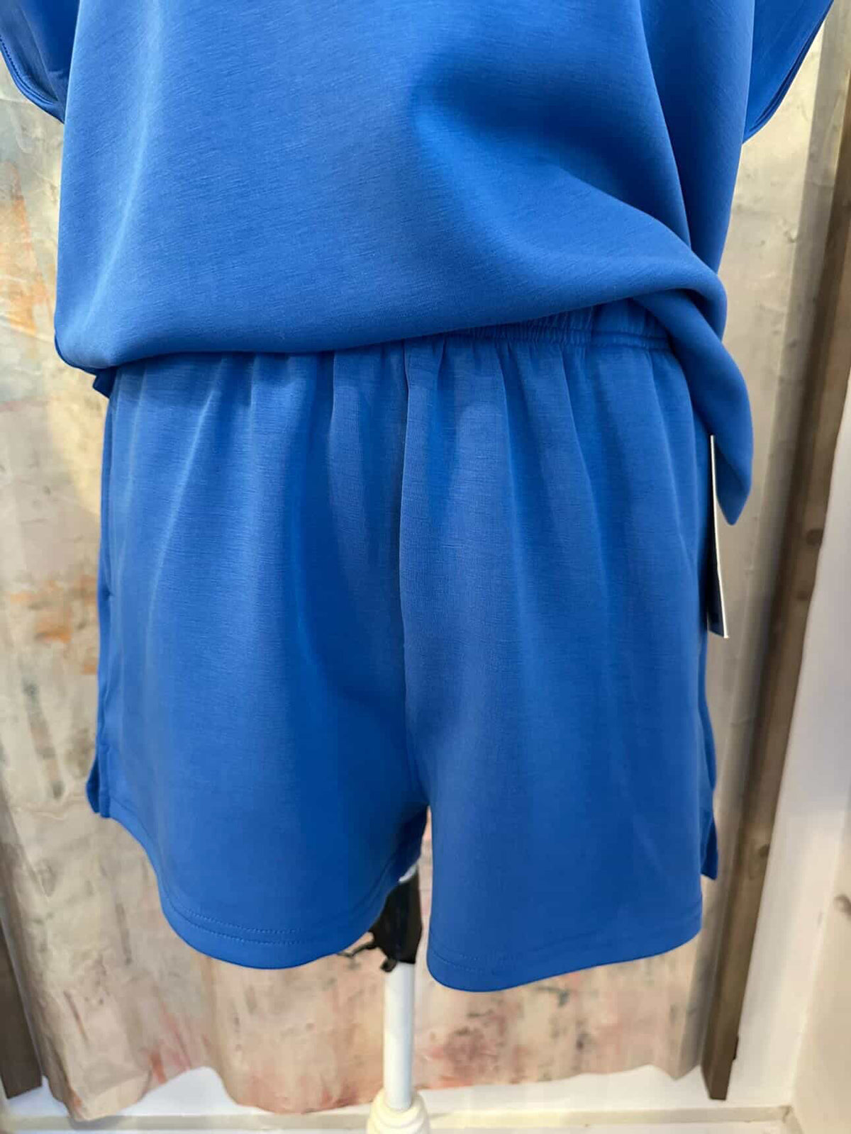 Elastic Waist Pocket Shorts__