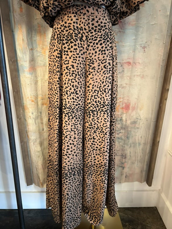 Cheetah Pleated Wide leg Pants