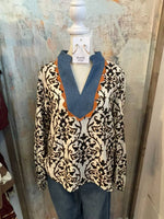Long Sleeve Print V Neck Top
