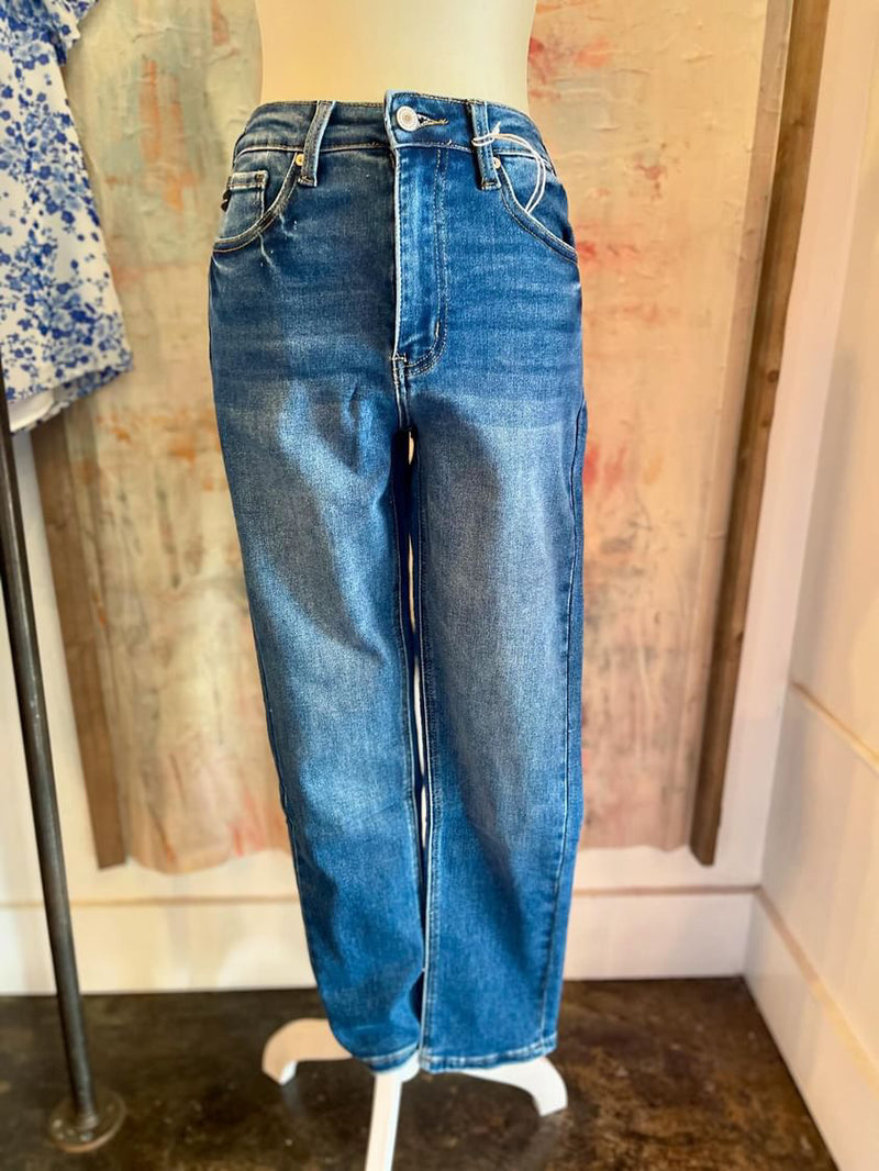 High Rise Slim Straight Jeans_