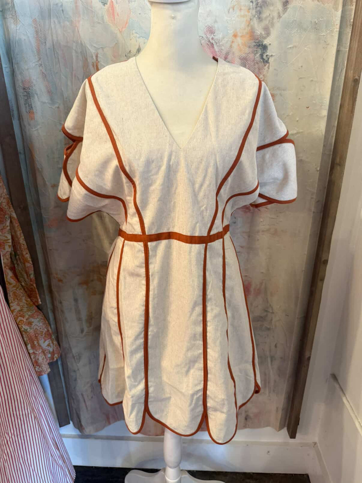 Contrast Binding Scallop Dress