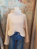 Textured Turtleneck Sweater Top