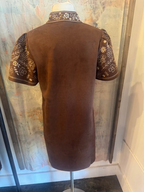 Brown Short Sleeve Embroidered Detail Dress