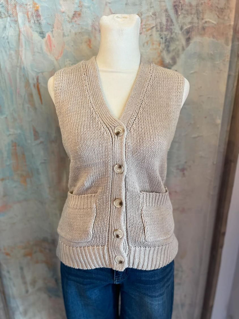 Sleeveless Sweater Knit Vest