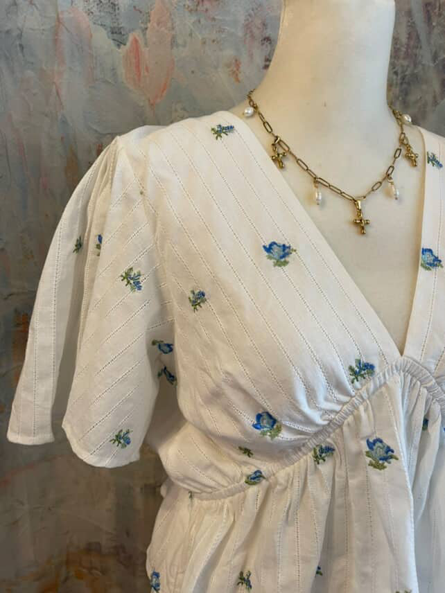 Flutter Sleeve V Neck Floral Top