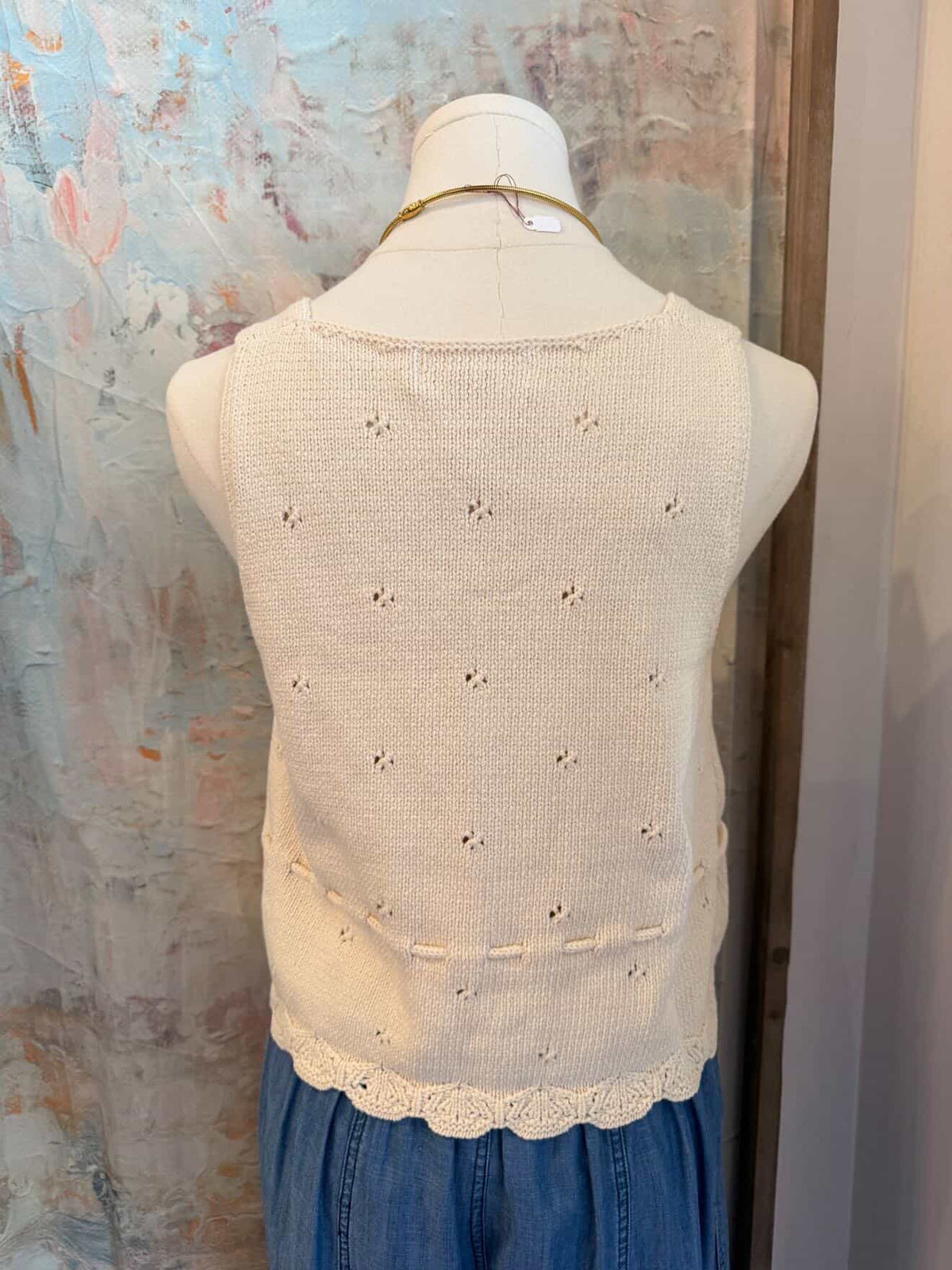 Tie Front Scallop Hem Knit Top