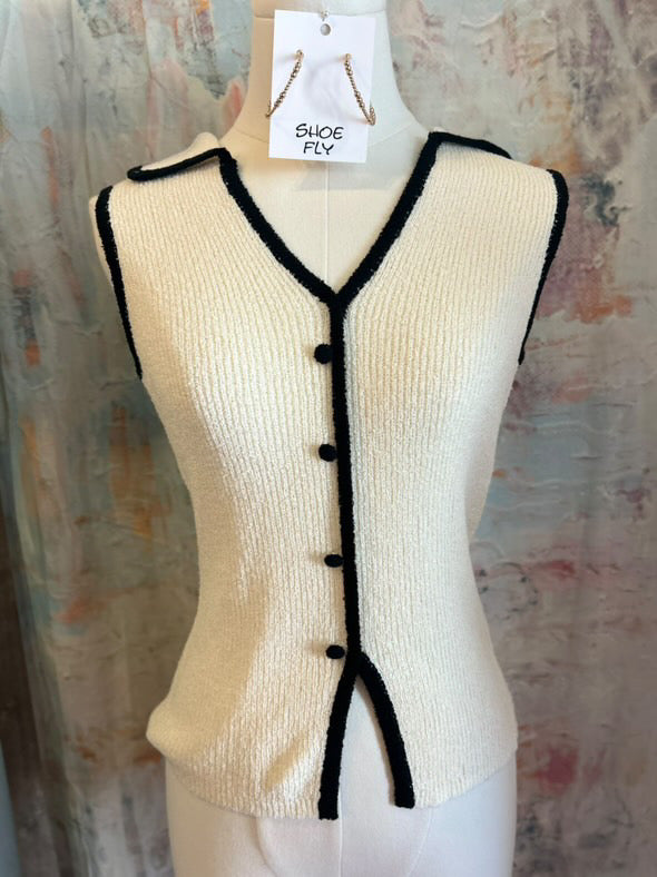 Collared Button Down Contrast Sweater Vest