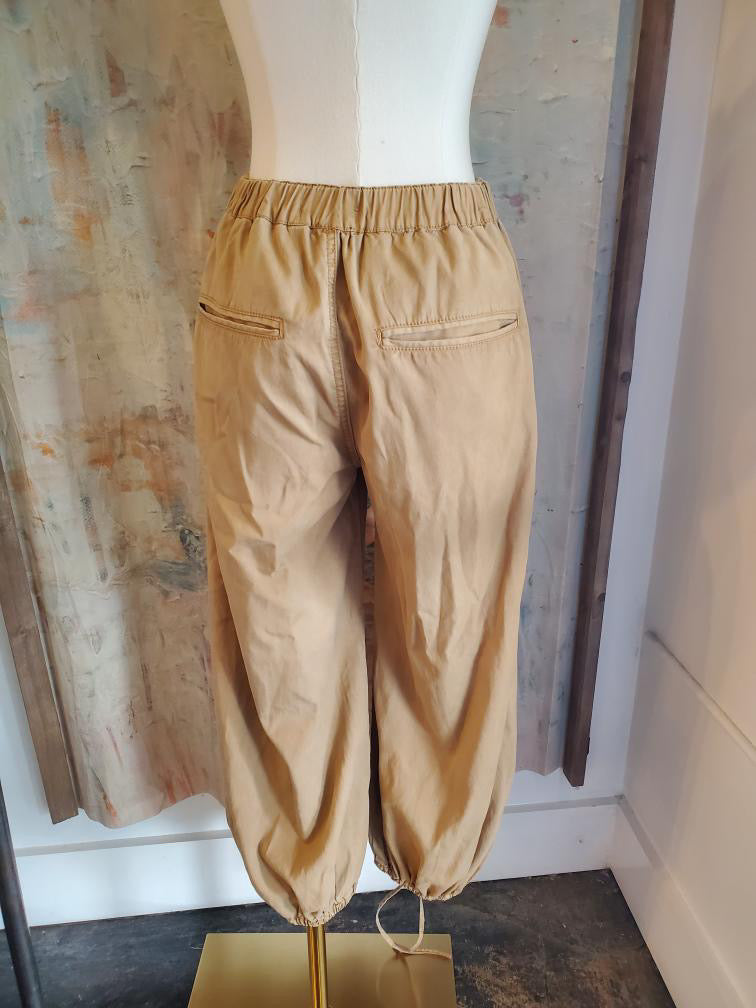 Washed Drawstring on Bottom Pants