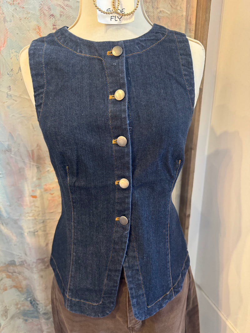 Round Neck Button Down Sleeveless Vest