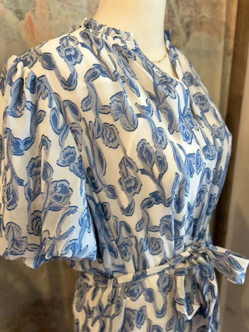 Short Puff Sleeve Split Neck Ruffled Collar Midi Dress