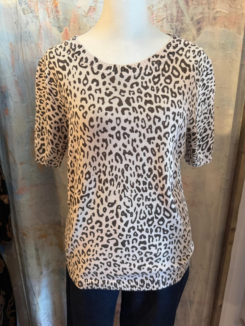 Animal Print Short Sleeve Sweater