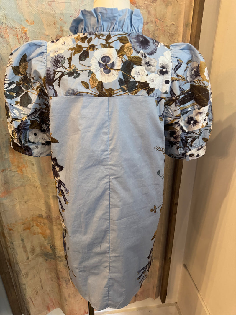 Floral Print Chambray Dress with Pockets
