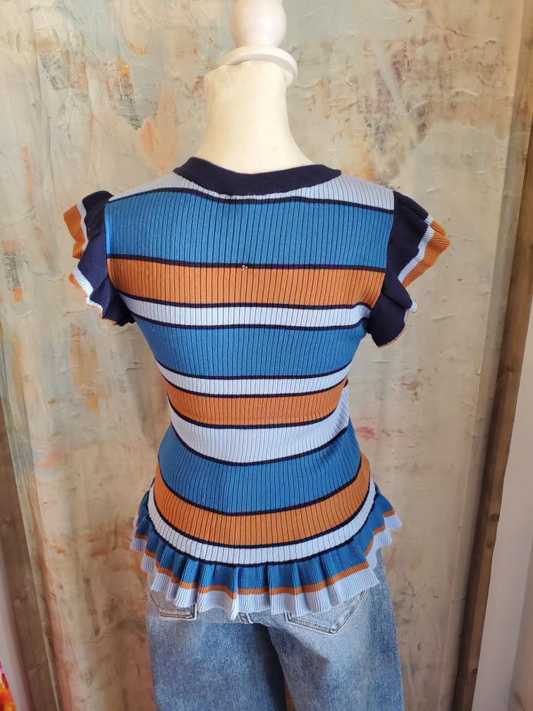 Round Neck Short Flutter Sleeve Hem Sweater