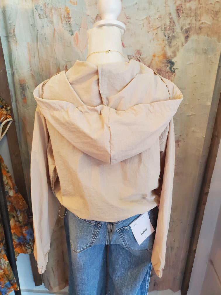 Lightweight Zip Front Hood