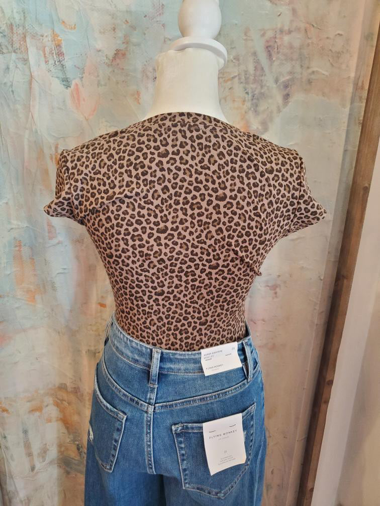 Leopard Round Neck Bodysuit
