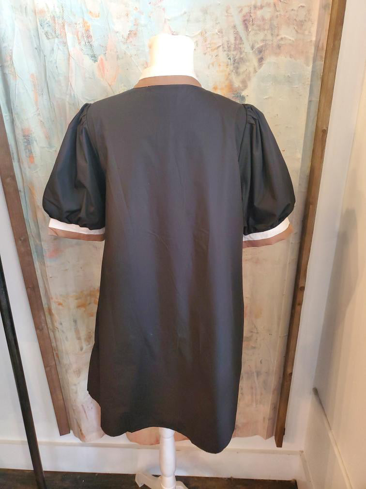 Border Detail Pocket Dress