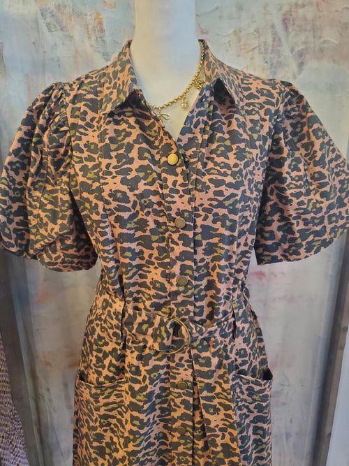 Animal Print Short Sleeve Belted Dress with Pockets