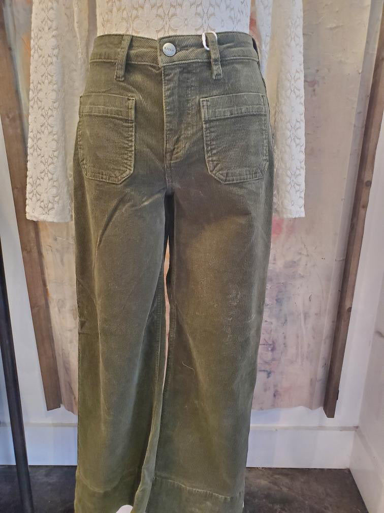 High rise Crop Wide Patch Pocket Cord Pants