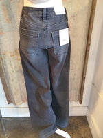 High Rise Two Pocket Trouser Jean