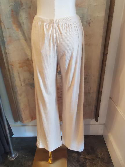 Elastic Pants with Pockets