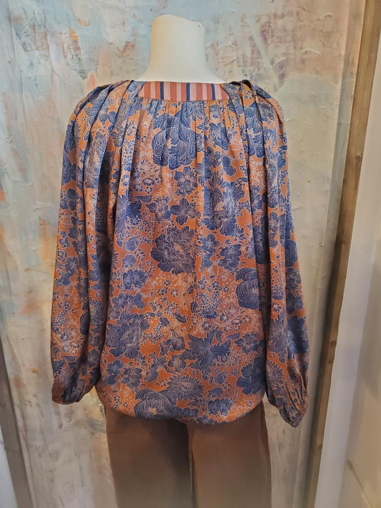 Split Neck Pleated Detail Long Sleeve Blouse