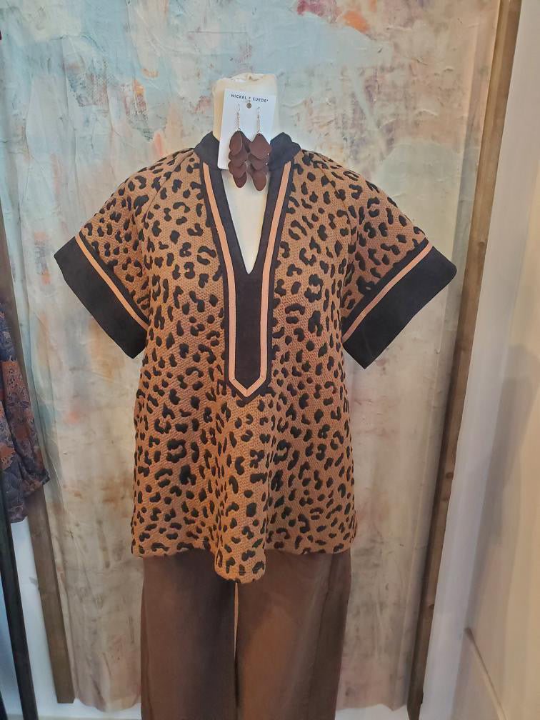 Border Detail  Cheetah Print Top
