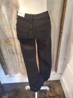 Slim Clean Bootcut