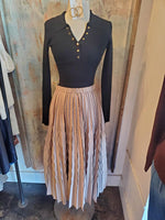 Taupe Black Elastic Waist Pleated Midi Skirt