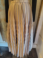 Taupe Black Elastic Waist Pleated Midi Skirt