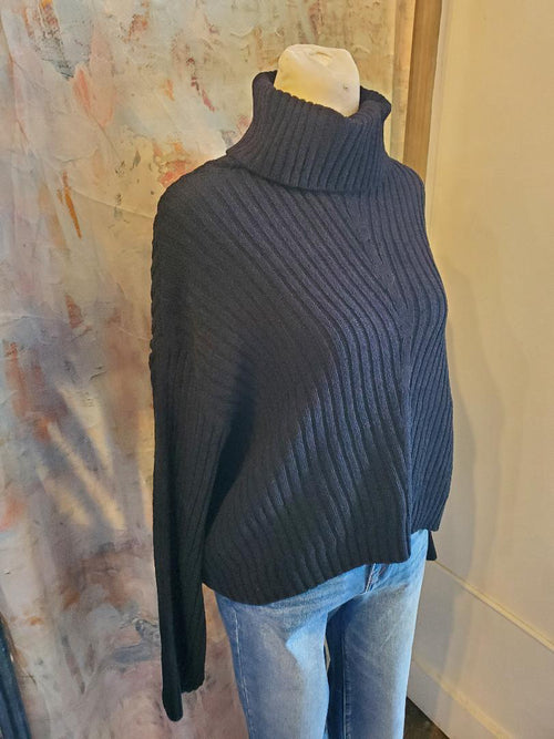 Textured T Neck Sweater Top