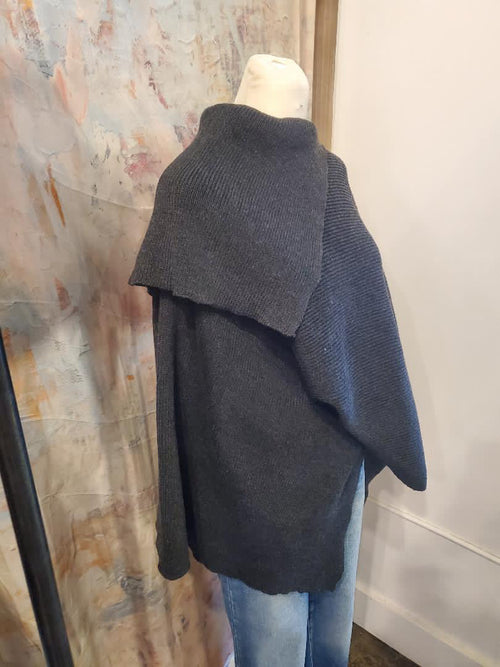 Asymmetric Collar Wool Cape