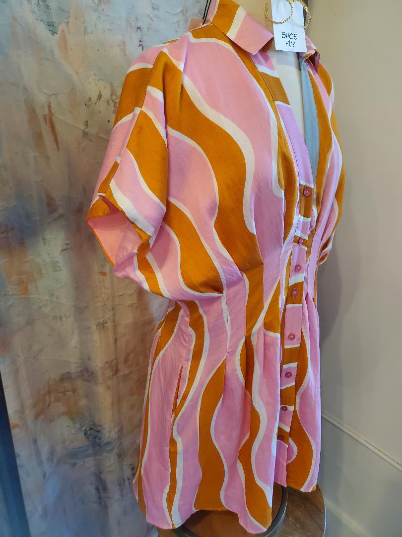 Wavy Striped Pattern Dress with Pockets