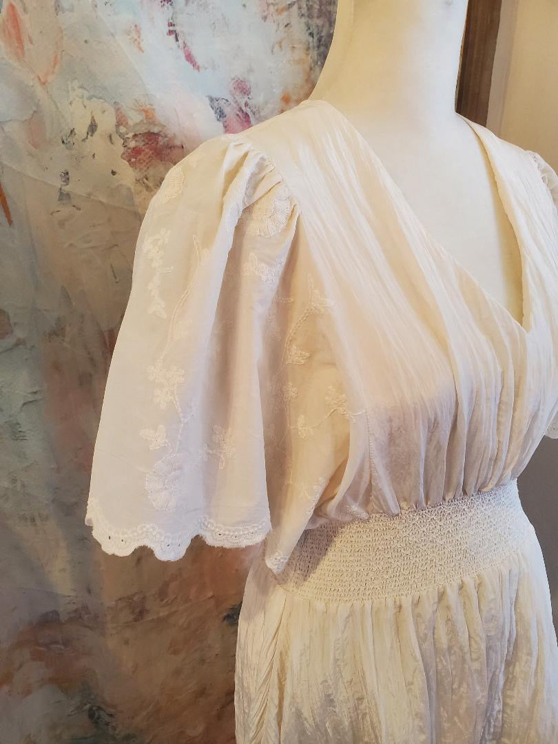 Embroidery Detail Maxi Dress