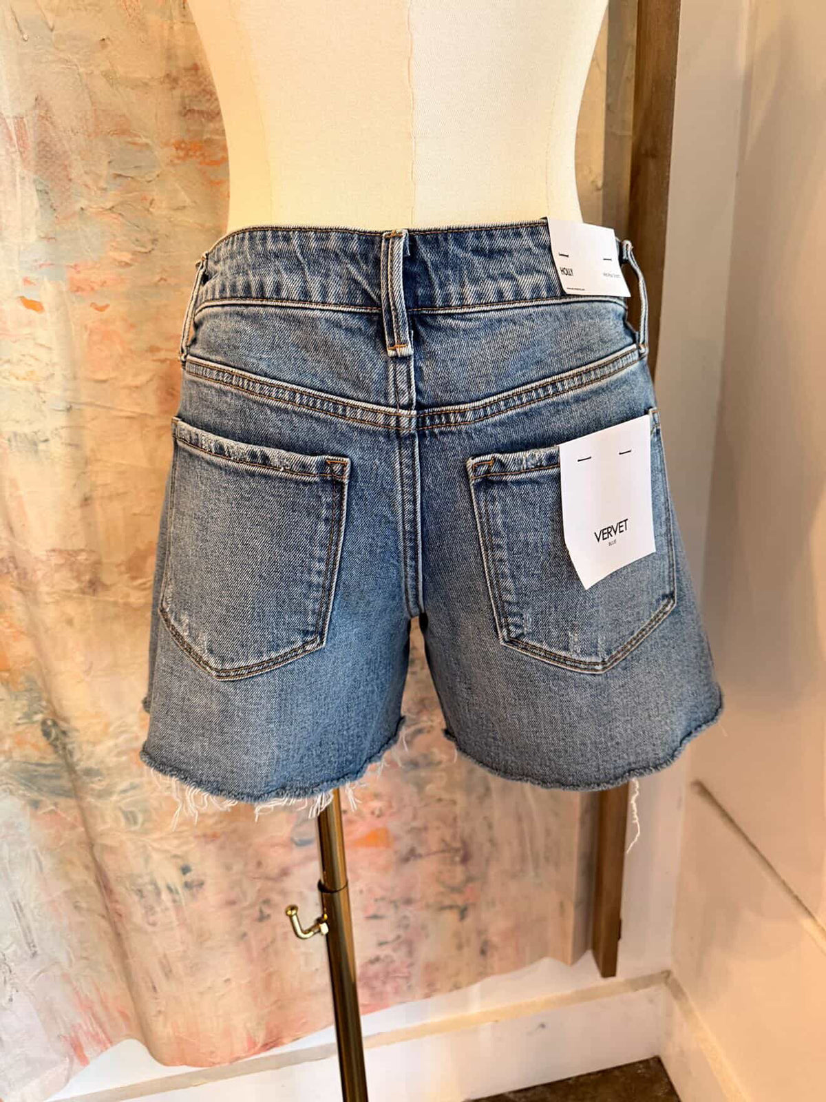 Mid Rise Stud Pocket Detail Denim Shorts