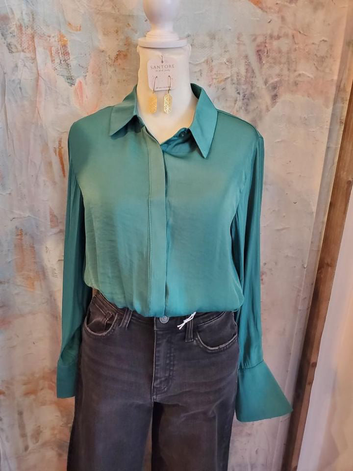 Button Down Short Waist Top with Elastic Hem