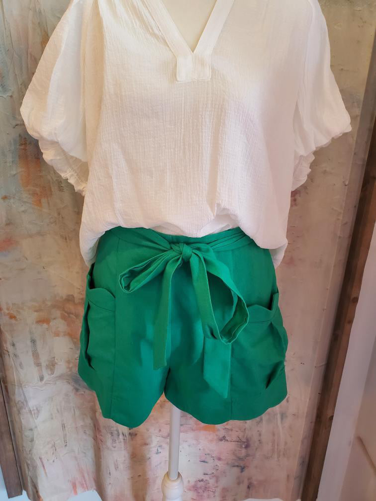 Belted Scallop Detail Shorts