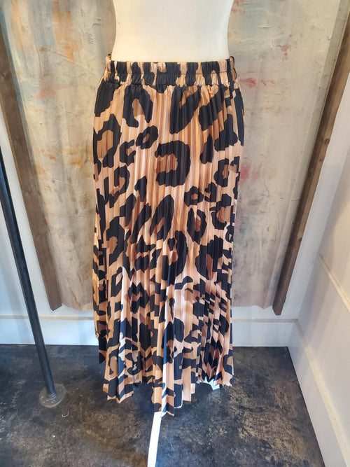 Leopard Print Pleated Midi Skirt